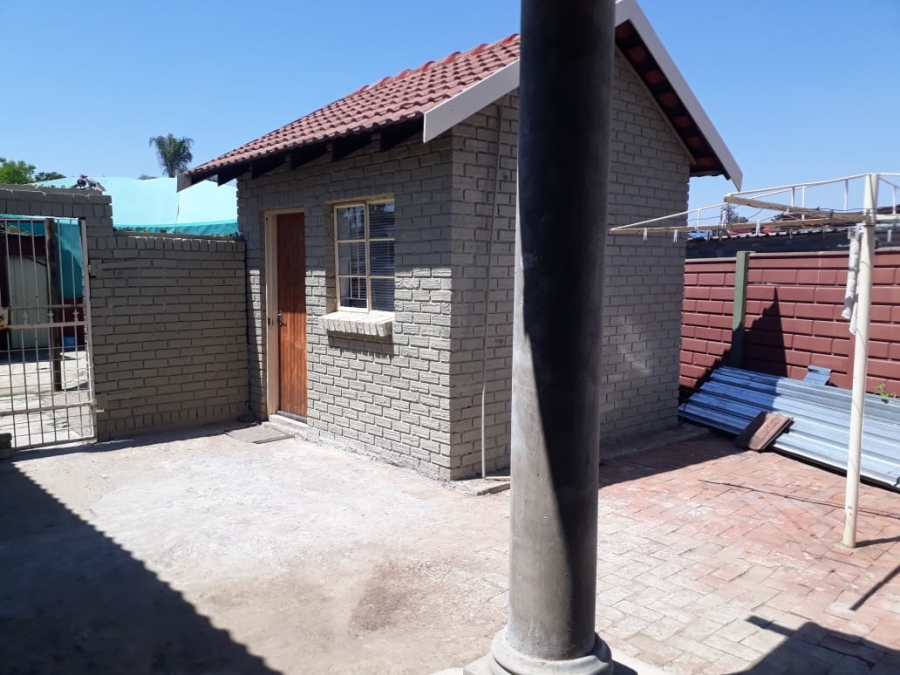 3 Bedroom Property for Sale in Rustenburg North North West